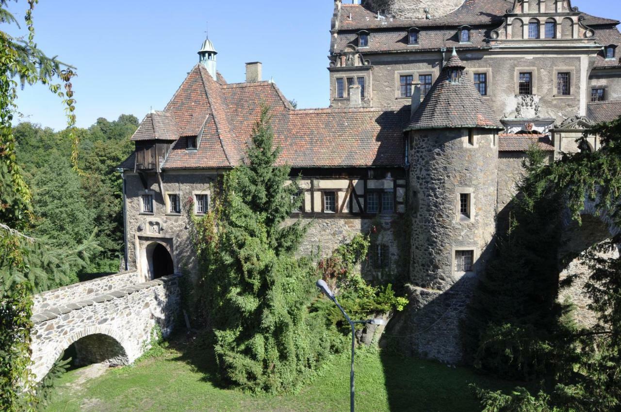 Lusatia Farm Лесьна Экстерьер фото